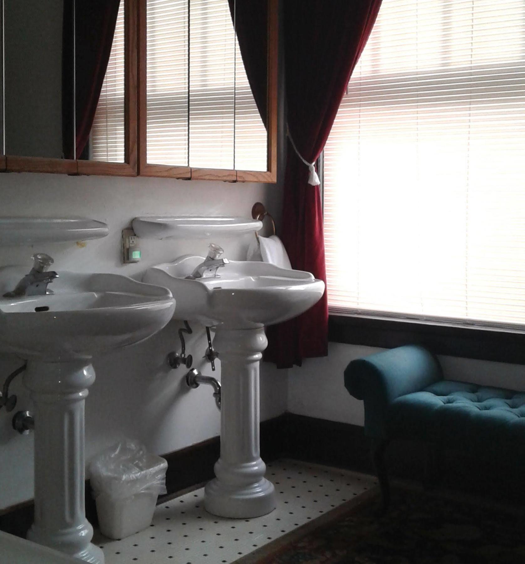 Inn Riverside Hot Springs & - Adults Only