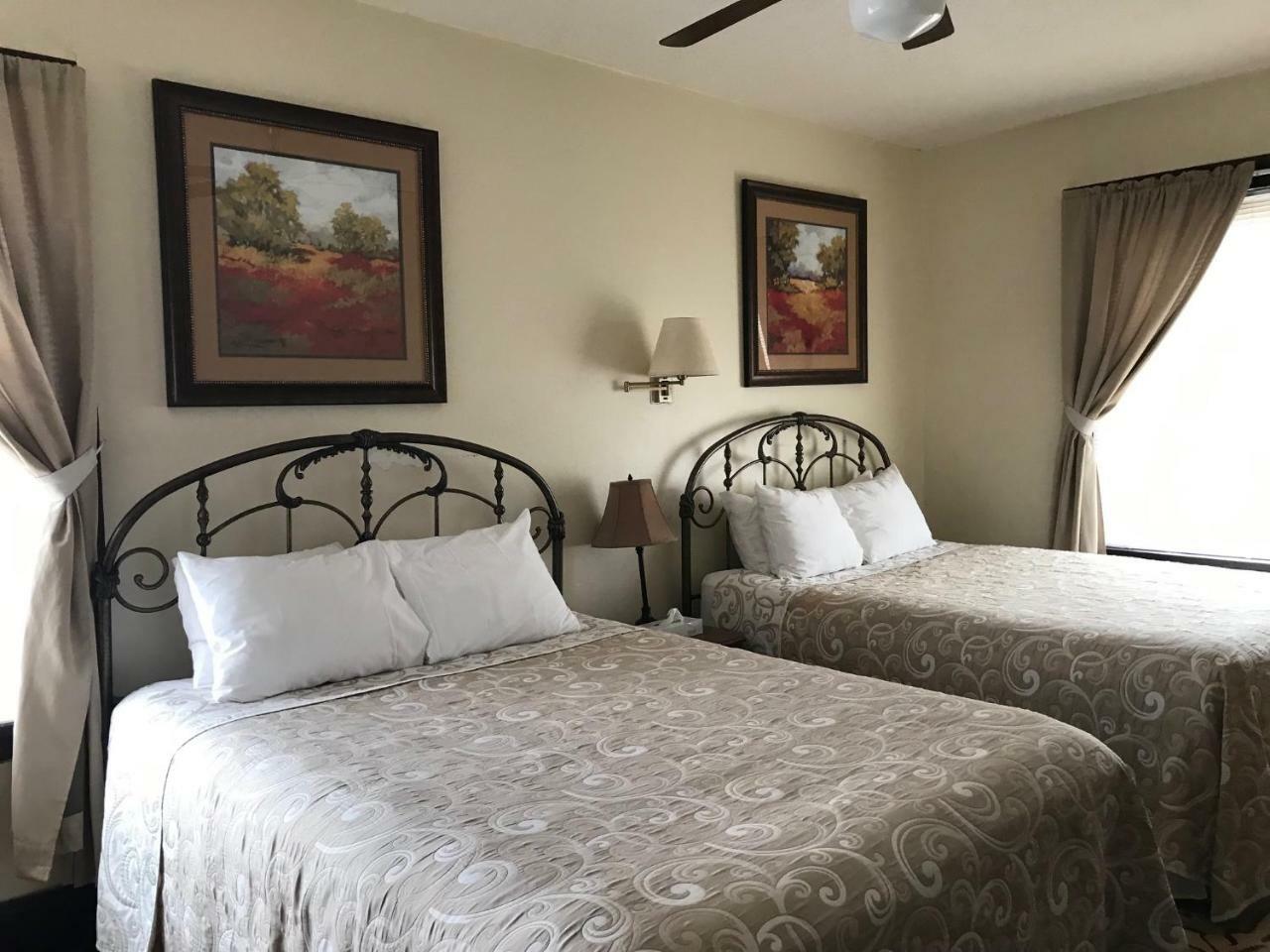 Inn Riverside Hot Springs & - Adults Only 3*
